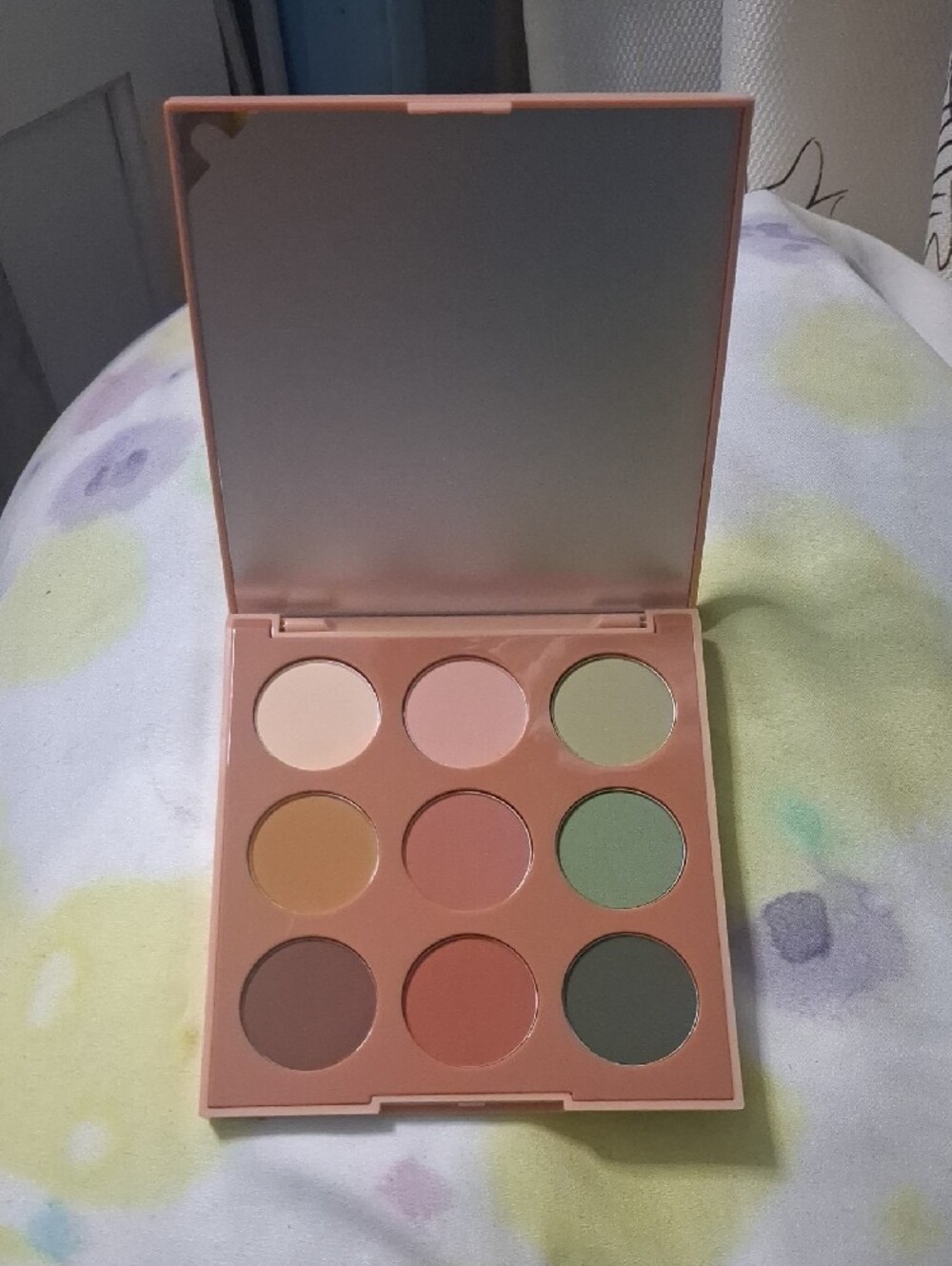 Morphe Matte Essentials 9B Peach Coral Compact Palette